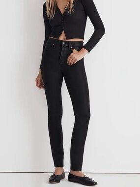 Madewell Stovepipe Jeans in True Black Wash: Coated Edition Size 28 NWT